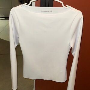 Abercrombie & Fitch Silky Knit Top